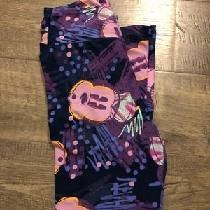 OA Minnie Mouse Luluroe leggings